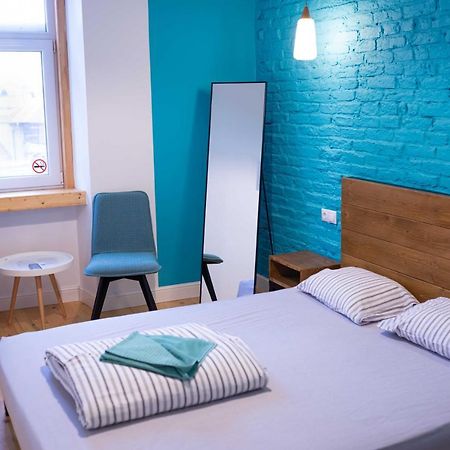 A16 Hostel Burgas Exteriör bild